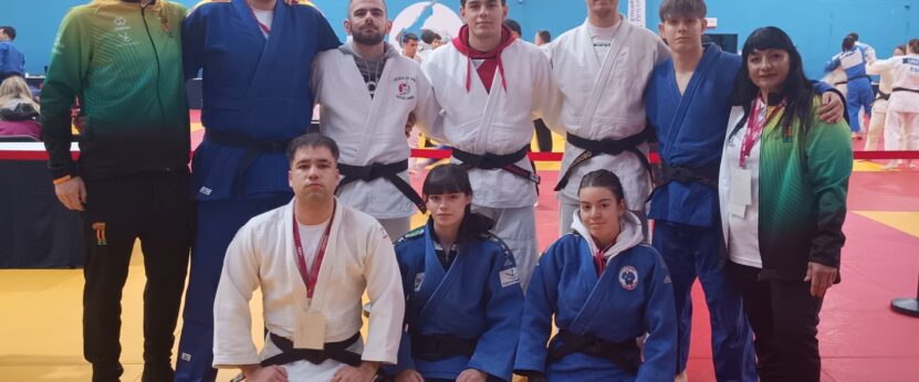 Equipo de judo de la UEx que ha participado en el Campeonato de España Universitario 2025 organizado por la Universidad Europea de Madrid