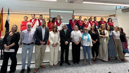 La UEx celebra la graduación de 13 jóvenes en el curso “UNIDIVERExtremadura”