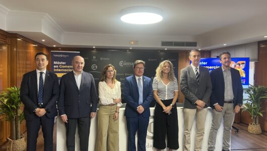 La UEx presenta un nuevo Máster en Comercio Internacional con una fuerte orientación práctica