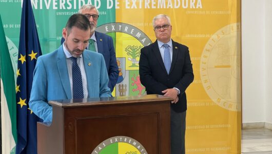 Daniel Martín vuelve a asumir el Decanato de la Facultad de Ciencias de la Documentación y la Com...